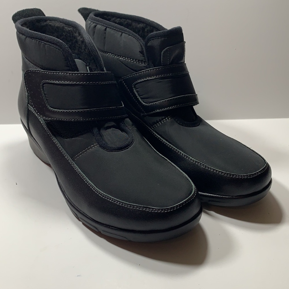 Propet Ankle Boot Size 7